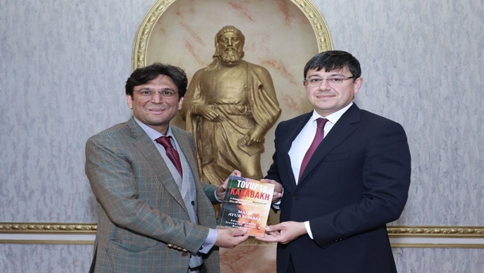 Pakistanlı jurnalist Malik Ayub Sumbal Dövlət Komitəsində olub