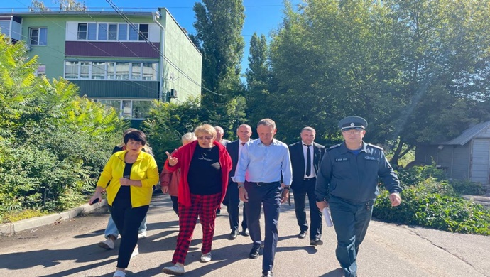 Решение проблем ЖКХ, ремонт дорог, помощь детским садам: «Единая Россия» решает вопросы жителей в регионах