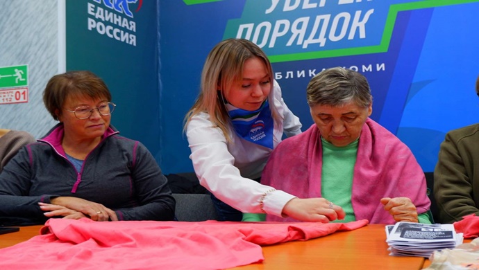 Syktyvkar’da Birleşik Rusya üyeleri emeklilere yönelik çevre çalıştayı düzenledi