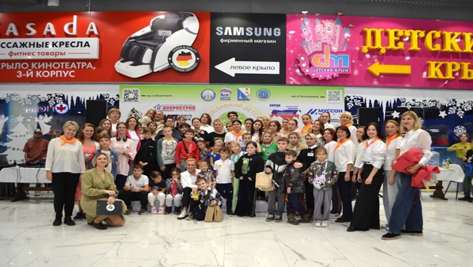 Birleşik Rusya’nın desteğiyle Sivastopol’da “Hadi Arkadaş Olalım” adlı çocuk festivali düzenlendi