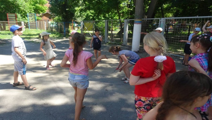 «Единая Россия» обеспечит усиление ответственности глав регионов за организацию детской оздоровительной кампании