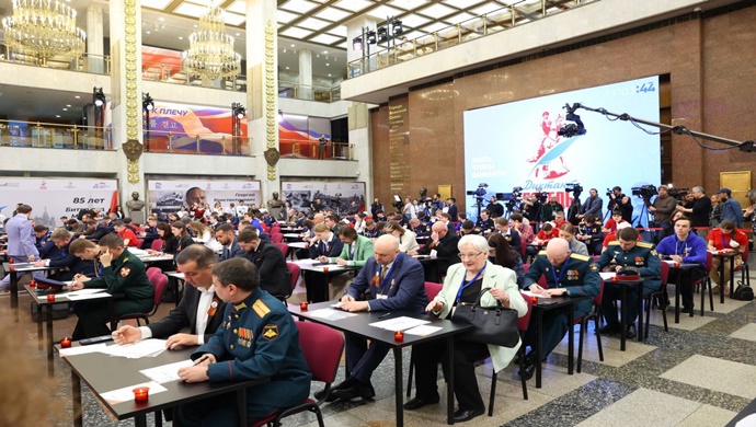 «Диктант Победы» — общая память и достояние: космонавты Роскосмоса поприветствовали участников акции «Единой России» с борта МКС