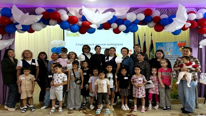 Birleşik Rusya aktivistleri, Hantı-Mansi Özerk Okrugu’ndaki SVO katılımcılarının aileleri için etkinlikler düzenledi